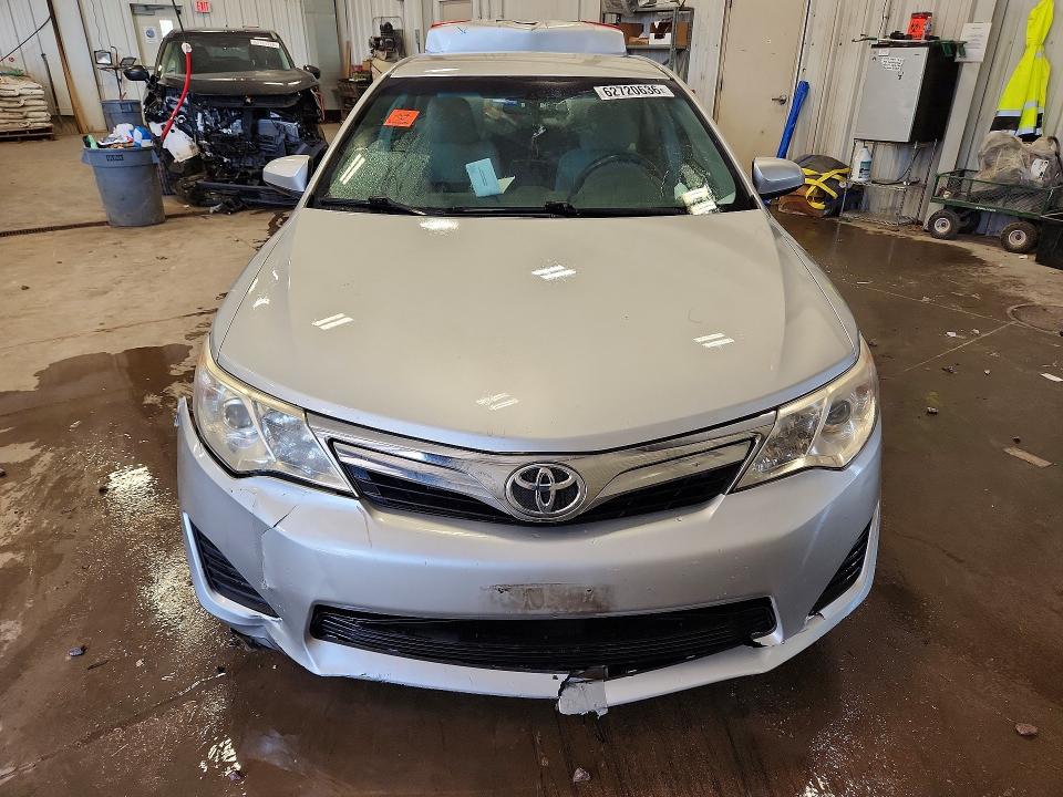 Photo 5 from auction – 2014 TOYOTA CAMRY with VIN 4T4BF1FKXER380147