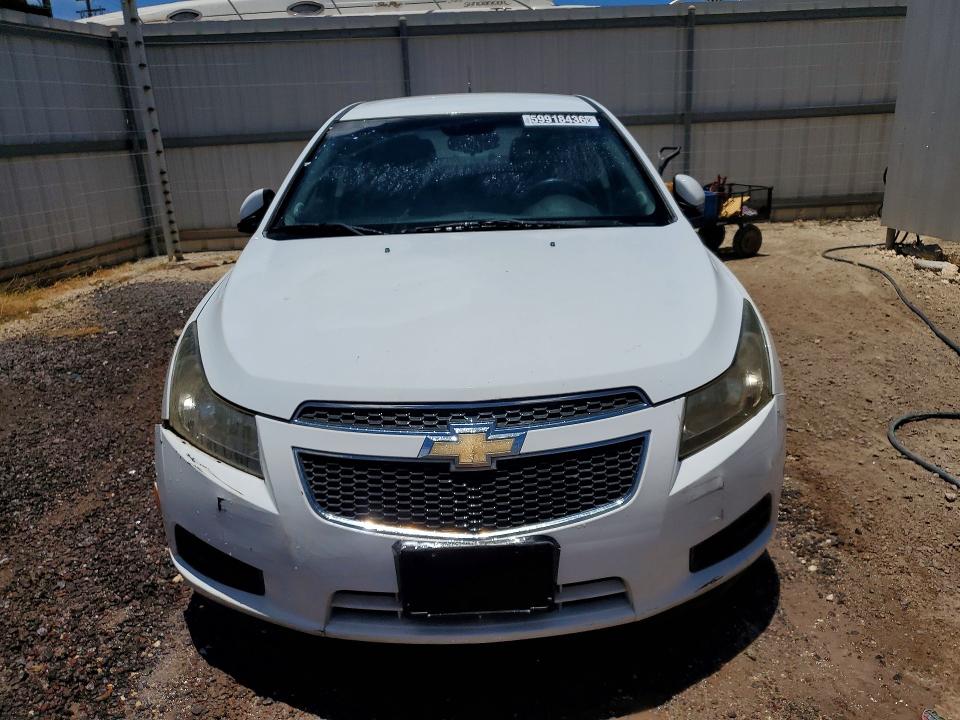 Снимка 5 от търг – 2013 CHEVROLET CRUZE с VIN 1G1PC5SB1D7127251