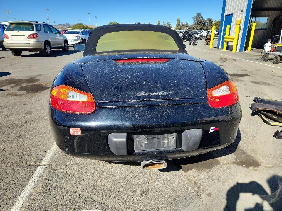 Photo 6 from auction – 2000 PORSCHE BOXSTER with VIN WP0CA2983YU622031