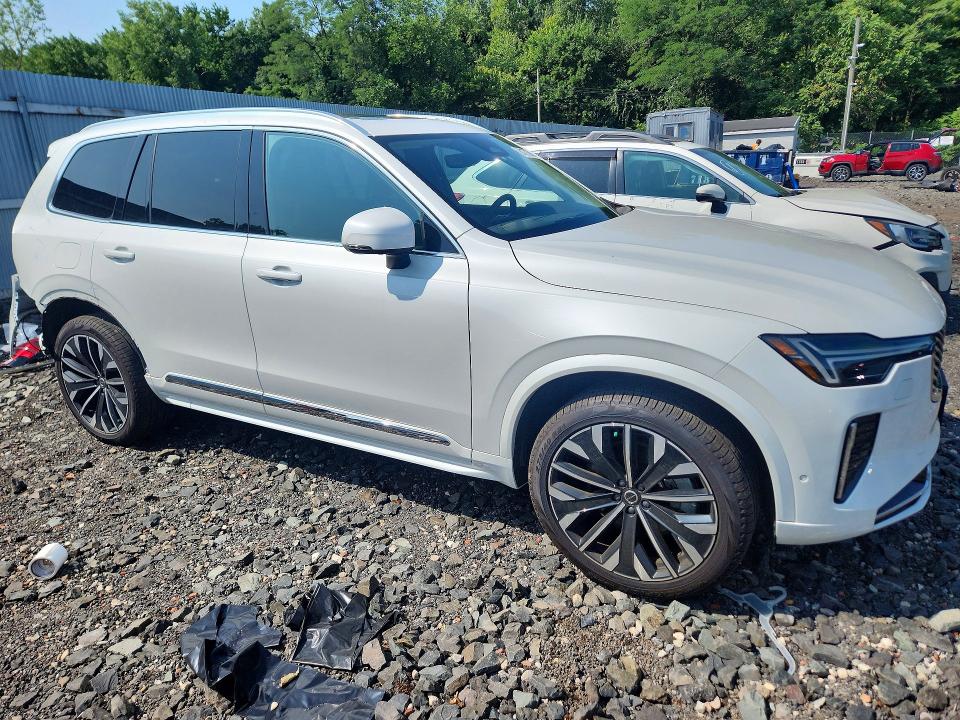 Photo 4 from auction – 2025 VOLVO XC90 with VIN YV4H60PB8S1352391
