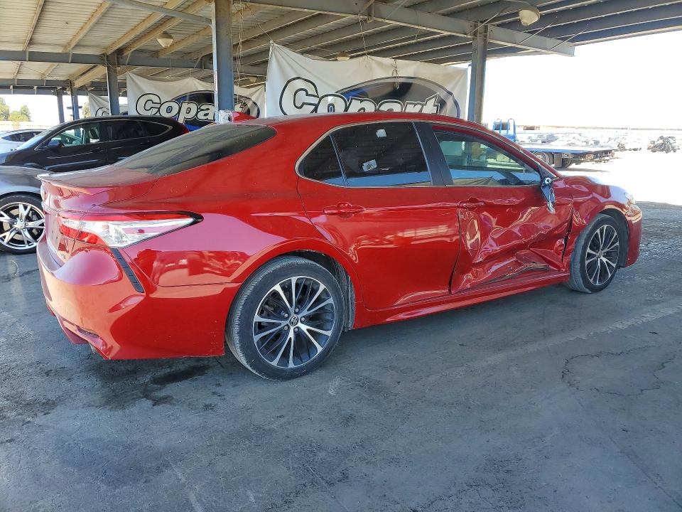 Photo 3 from auction – 2020 TOYOTA CAMRY with VIN 4T1M11AK2LU373473