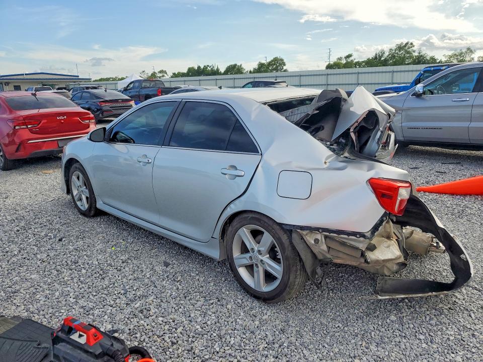 Photo 2 from auction – 2014 TOYOTA CAMRY with VIN 4T1BF1FK8EU437634