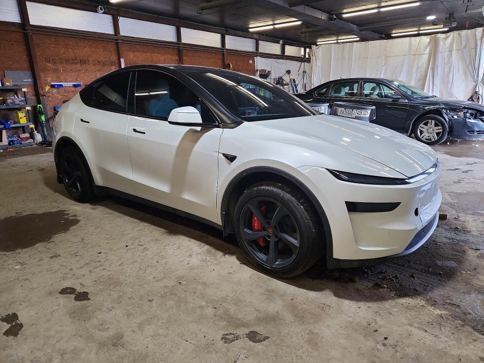 Photo 4 from auction – 2026 TESLA MODEL Y with VIN 7SAYGDEE3TF572084