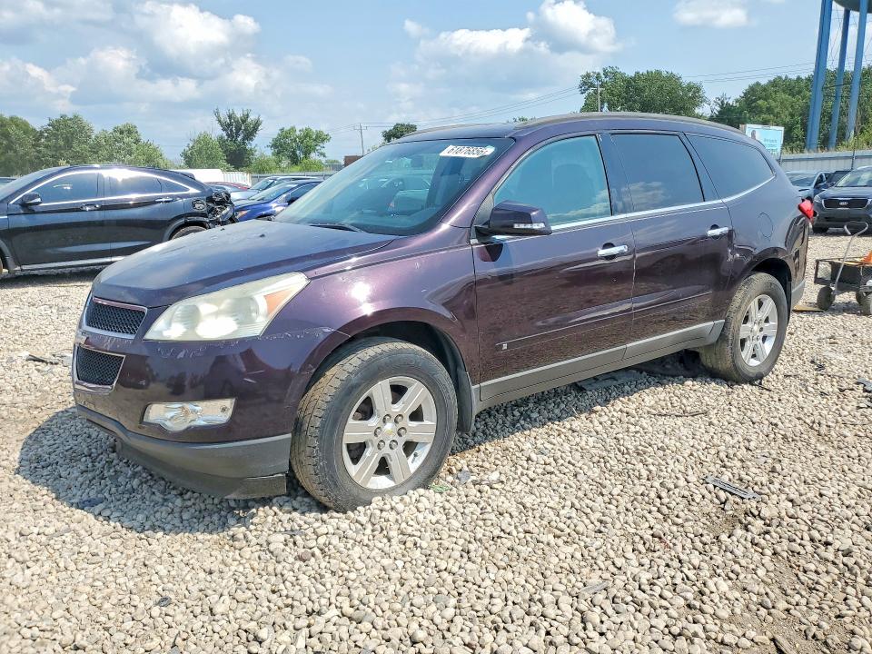 CHEVROLET TRAVERSE 2010 with VIN 1GNLRFED0AS109606 - Photo from auction