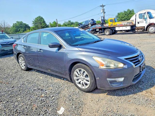 Photo 4 from auction – 2013 NISSAN ALTIMA with VIN 1N4AL3AP0DN585301