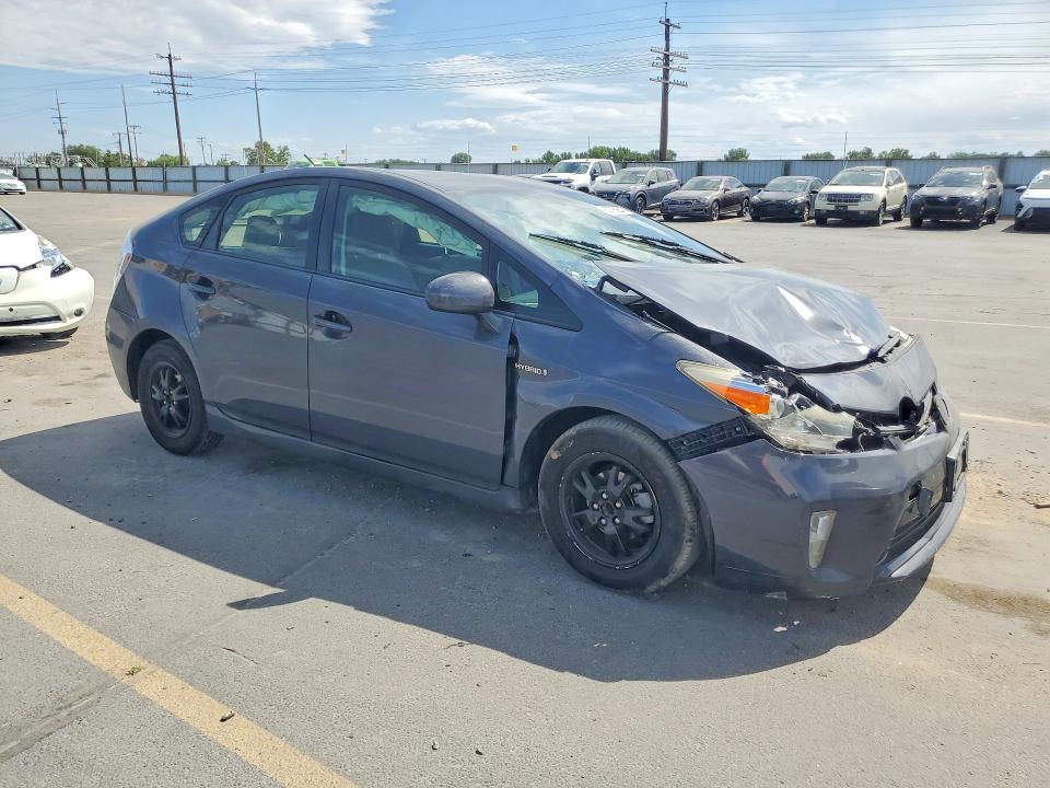Photo 4 from auction – 2014 TOYOTA PRIUS with VIN JTDKN3DU5E1765523