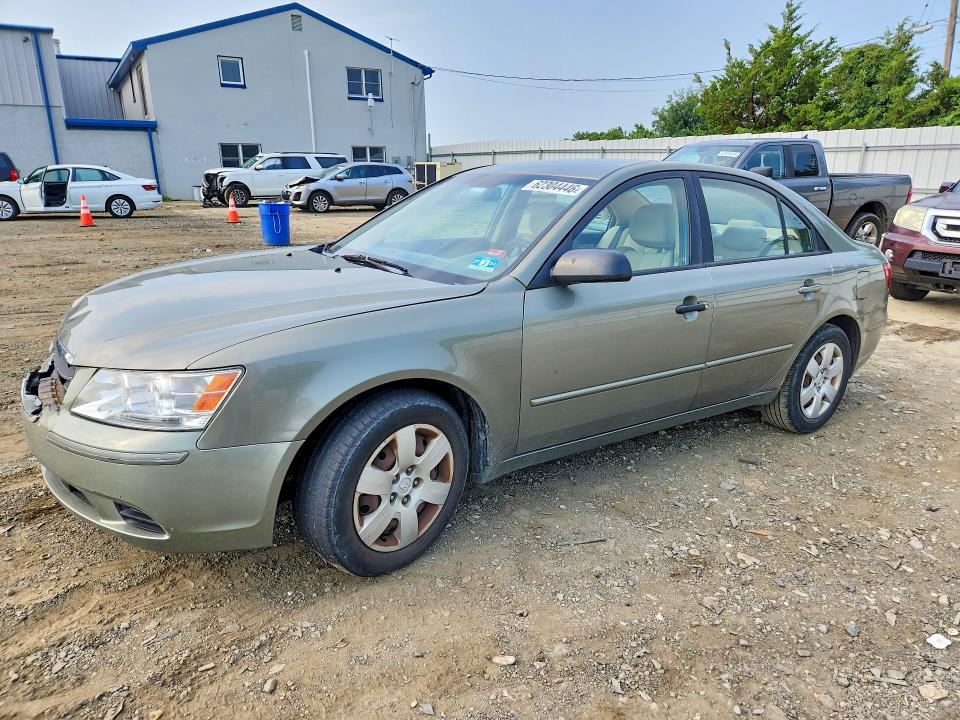 HYUNDAI SONATA 2010 with VIN 5NPET4AC6AH645351 - Photo from auction