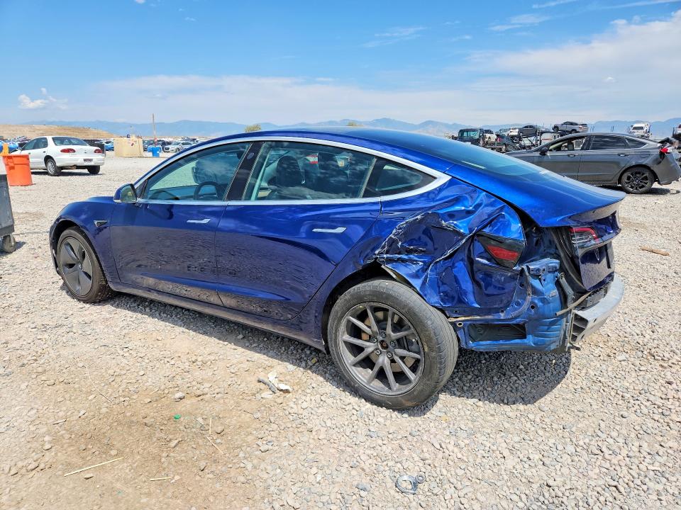 Photo 2 from auction – 2019 TESLA MODEL 3 with VIN 5YJ3E1EB7KF433138