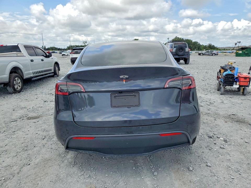 Photo 6 from auction – 2025 TESLA MODEL Y with VIN 7SAYGDED5SF231825