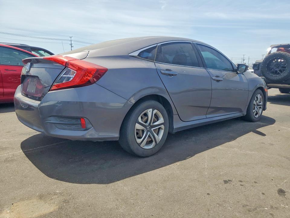 Photo 3 from auction – 2016 HONDA CIVIC with VIN 2HGFC2F59GH561286
