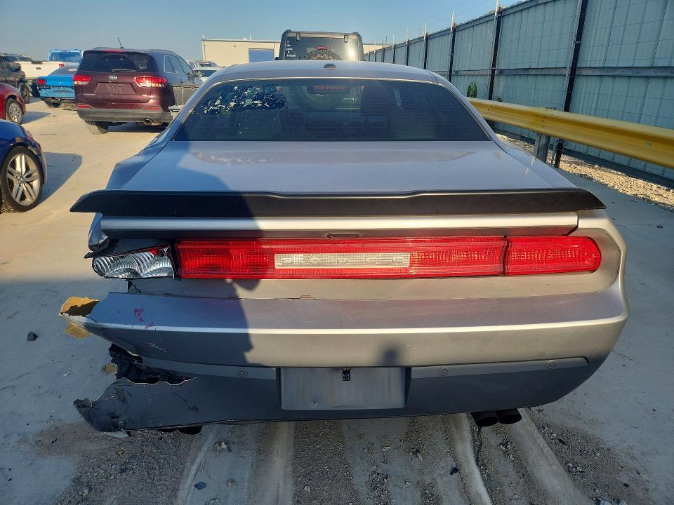 Снимка 6 от търг – 2013 DODGE CHALLENGER с VIN 2C3CDYAG0DH684419