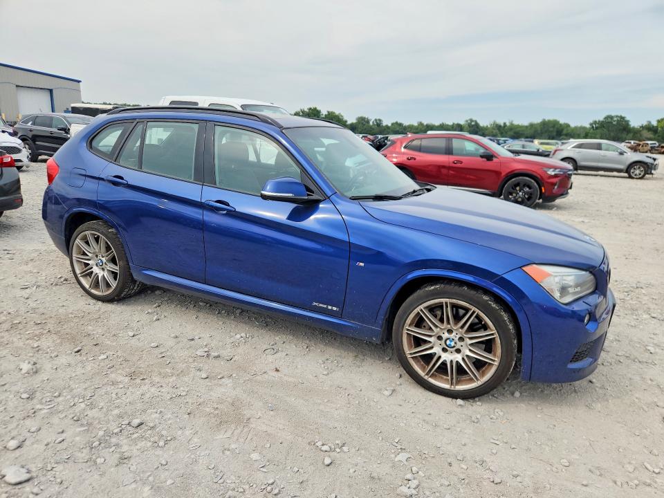 Снимка 4 от търг – 2014 BMW X1 с VIN WBAVM5C55EVV92534