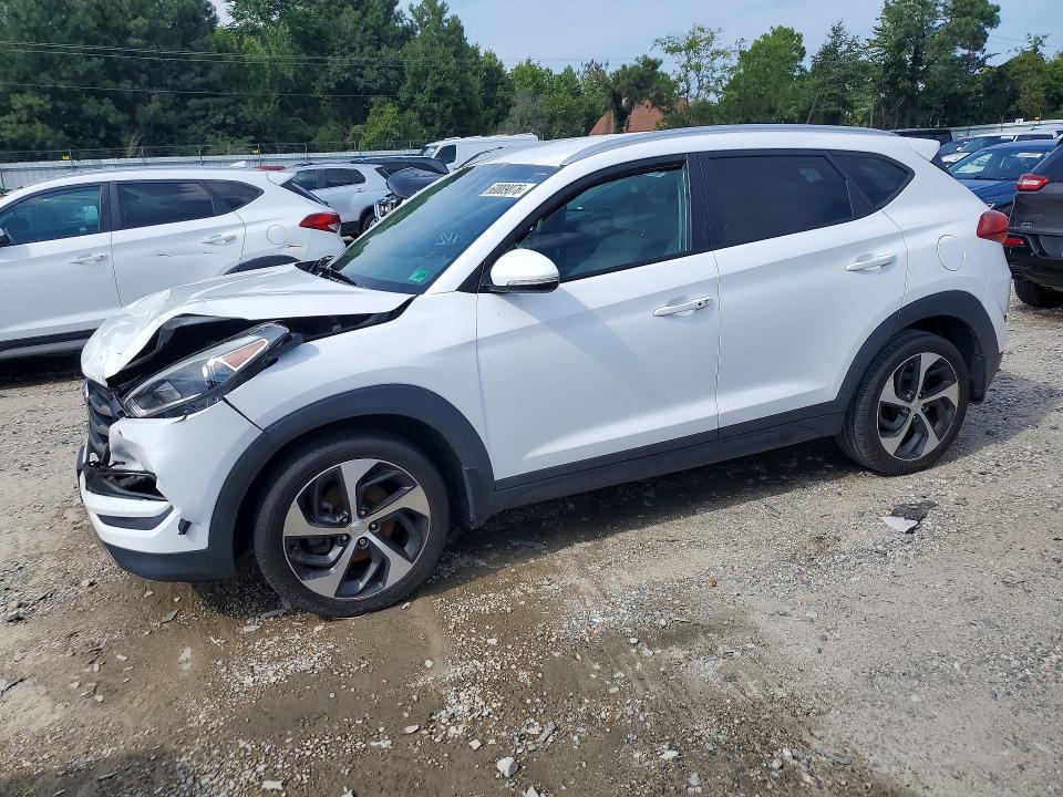 HYUNDAI TUCSON 2016 with VIN KM8J3CA28GU073631 - Photo from auction