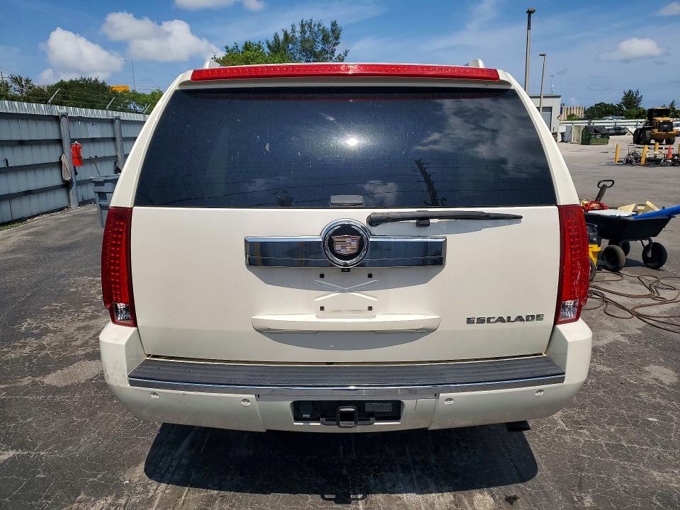 Photo 6 from auction – 2008 CADILLAC ESCALADE with VIN 1GYFK66878R271742