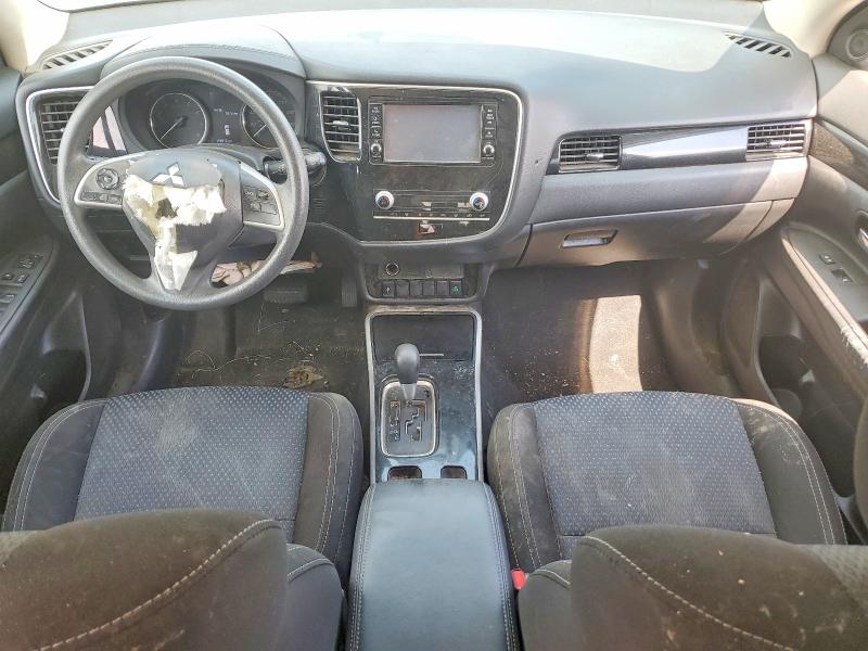Photo 8 from auction – 2020 MITSUBISHI OUTLANDER with VIN JA4AD2A32LZ005997