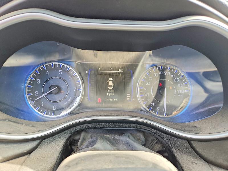 Photo 9 from auction – 2015 CHRYSLER 200 with VIN 1C3CCCAB4FN558875