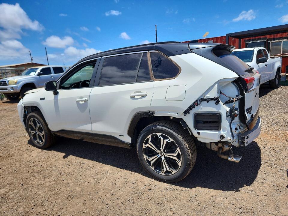 Photo 2 from auction – 2021 TOYOTA RAV4 PRIME with VIN JTMFB3FV6MD070819