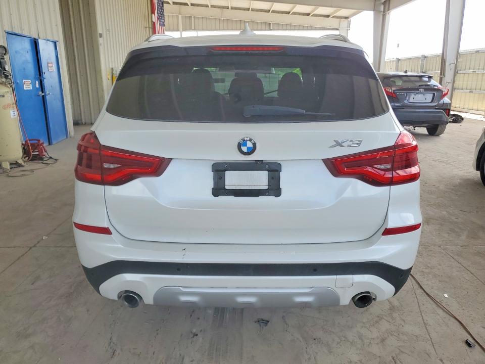 Photo 6 from auction – 2018 BMW X3 with VIN 5UXTR9C50JLC77232