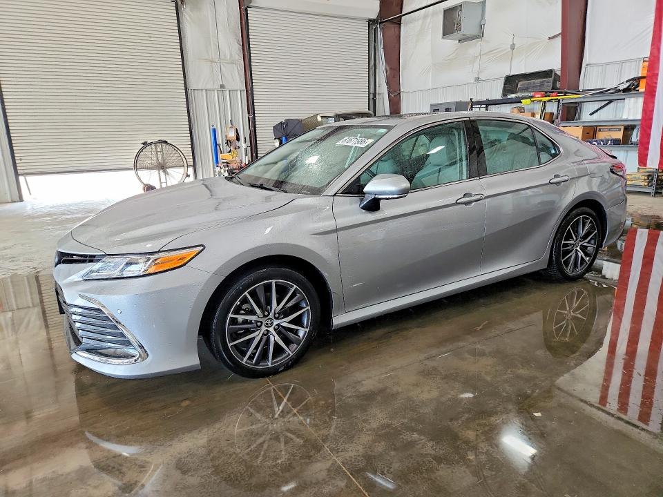 2023 TOYOTA CAMRY - Търг №61671986