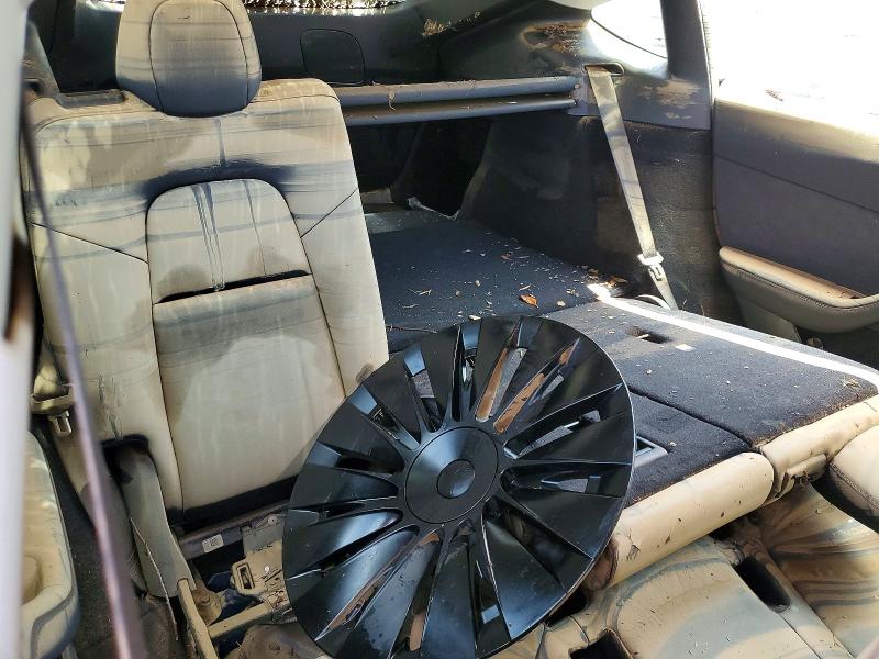 Photo 10 from auction – 2024 TESLA MODEL Y with VIN 7SAYGDEE1RF060851