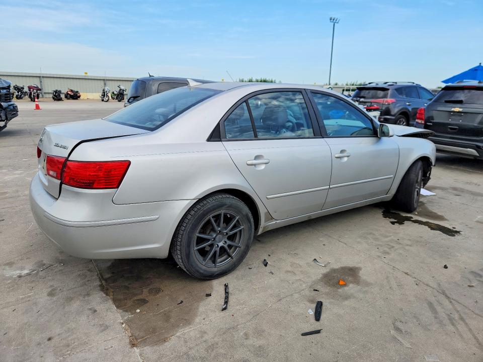 Photo 3 from auction – 2009 HYUNDAI SONATA with VIN 5NPET46C49H517503