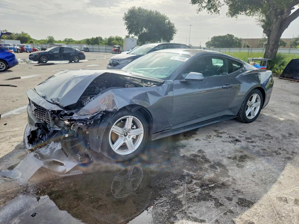 FORD MUSTANG 2026 with VIN 1FA6P8TH8T5113715 - Photo from auction
