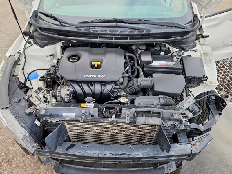 Foto 11 de la subasta – 2017 KIA FORTE con VIN 3KPFL4A70HE062361