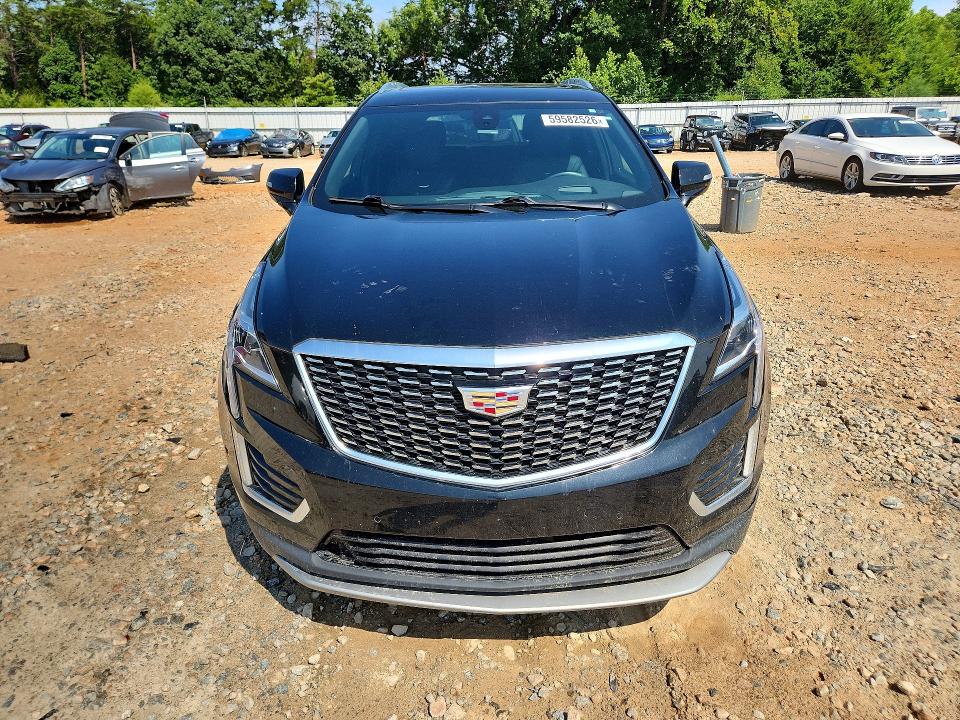 Photo 5 from auction – 2022 CADILLAC XT5 with VIN 1GYKNCRS8NZ162343