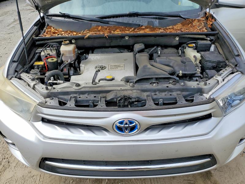 Photo 12 from auction – 2011 TOYOTA HIGHLANDER with VIN JTEBC3EH8B2001903