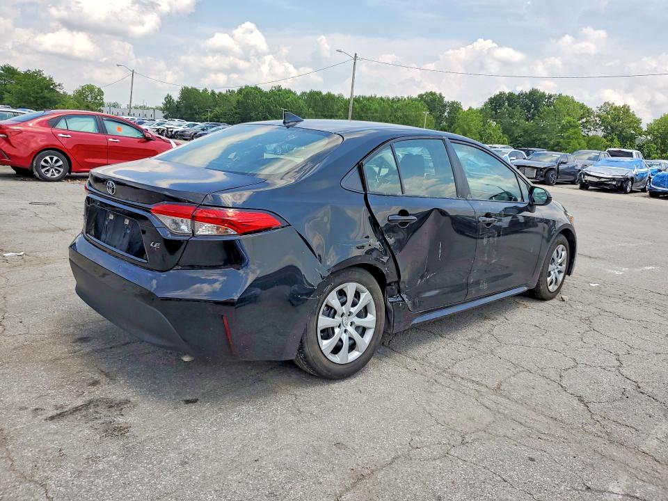 Photo 3 from auction – 2024 TOYOTA COROLLA with VIN 5YFB4MDE0RP102833