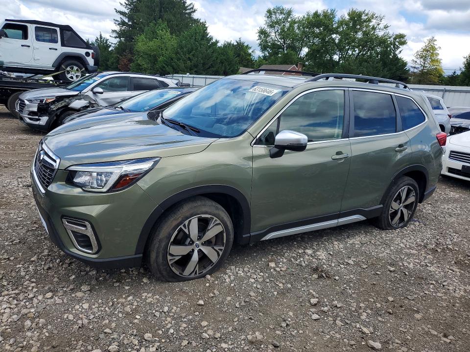 SUBARU FORESTER 2020 with VIN JF2SKAXC1LH526394 - Photo from auction