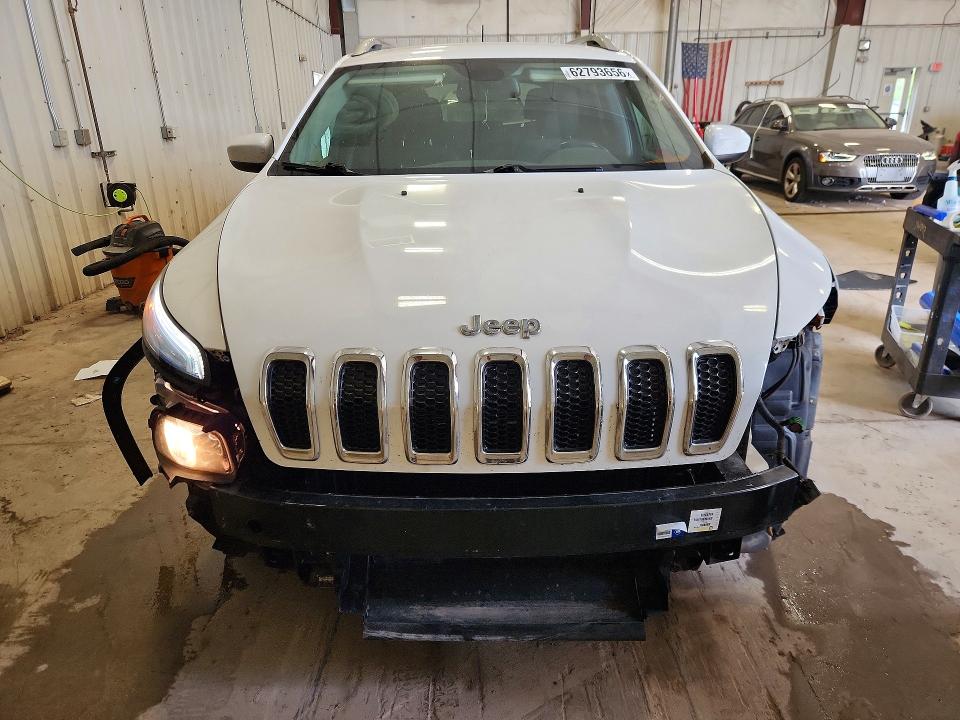 Photo 5 from auction – 2016 JEEP CHEROKEE with VIN 1C4PJLCB4GW165583