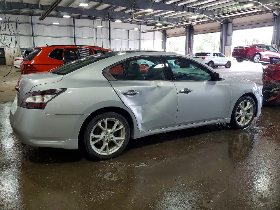 Photo 3 from auction – 2014 NISSAN MAXIMA with VIN 1N4AA5AP8EC480665