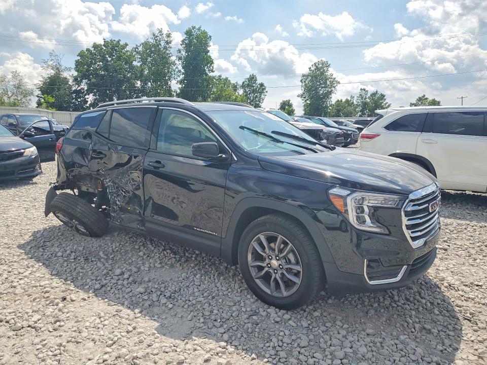 Foto 4 de la subasta – 2022 GMC TERRAIN con VIN 3GKALVEVXNL170376