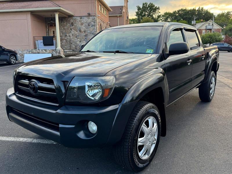 TOYOTA TACOMA 2010 with VIN 5TELU4EN5AZ674563 - Photo from auction