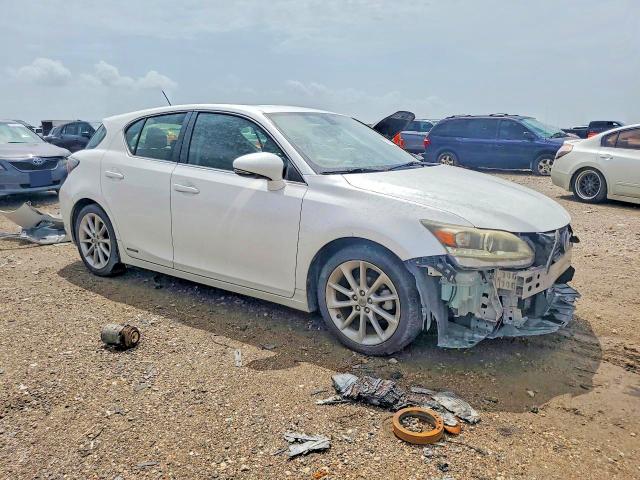 Photo 4 from auction – 2013 LEXUS CT with VIN JTHKD5BH3D2139285