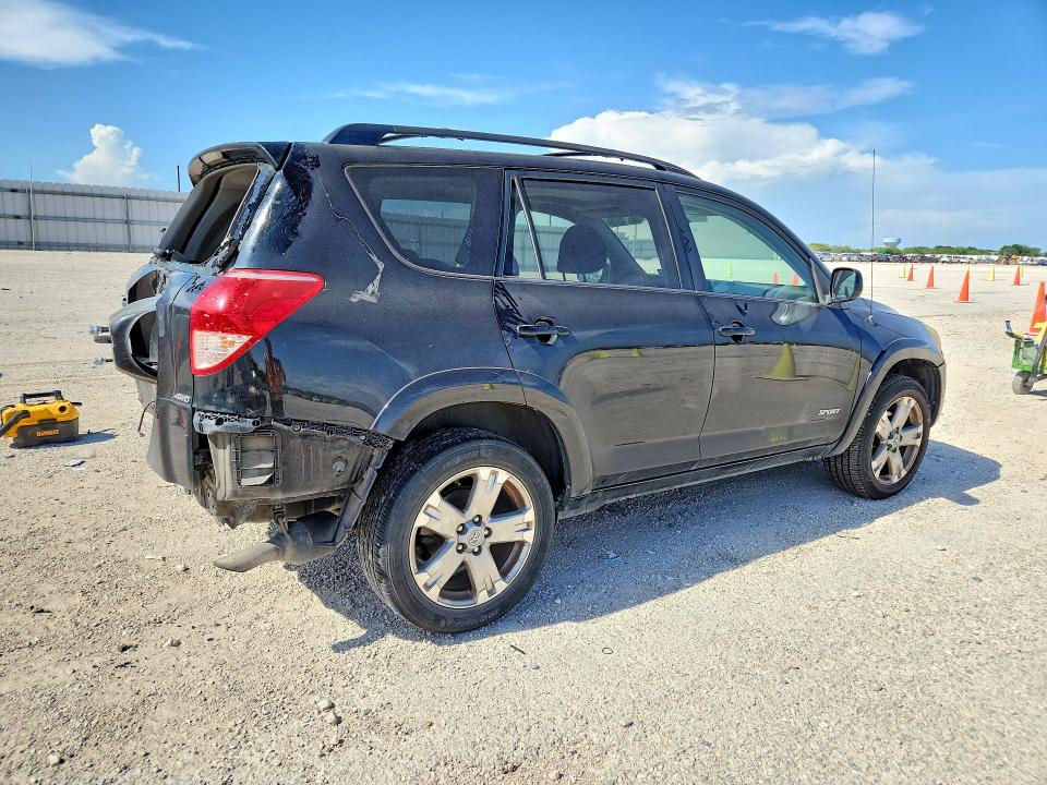 Photo 3 from auction – 2008 TOYOTA RAV4 with VIN JTMBK32VX85067958