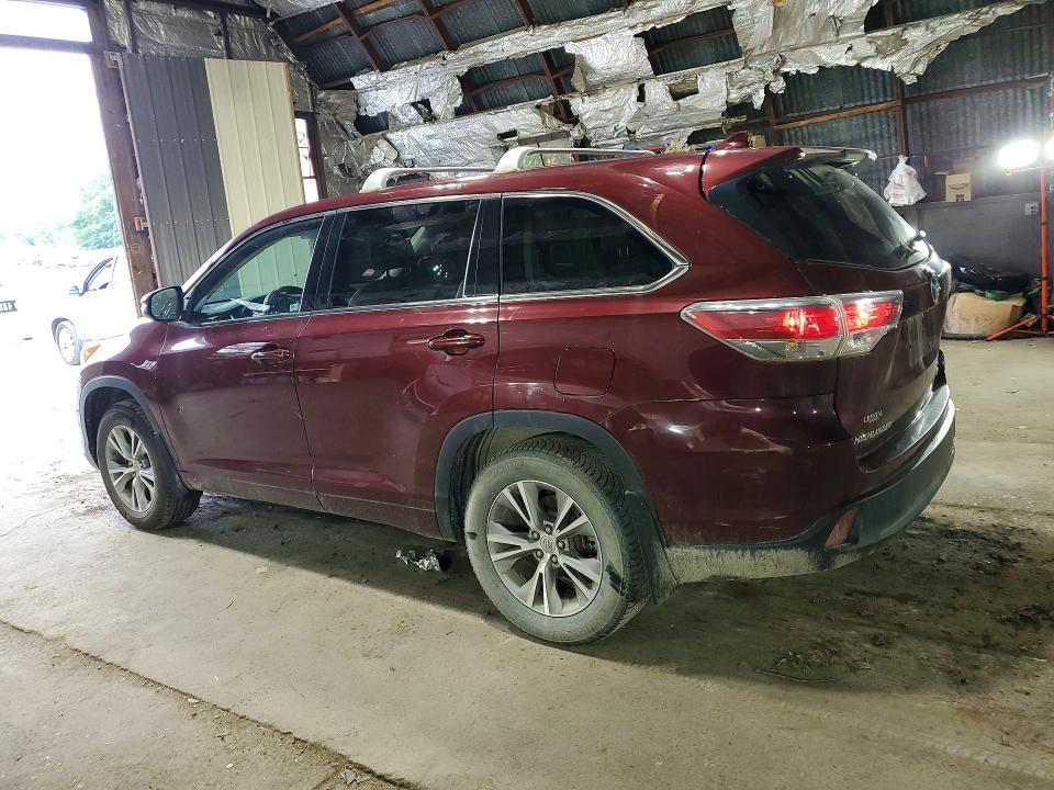 Photo 2 from auction – 2014 TOYOTA HIGHLANDER with VIN 5TDBKRFH4ES026772