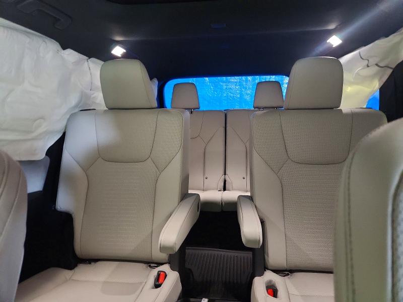 Foto 10 de la subasta – 2026 LEXUS TX 350 con VIN 5TDAAAB68TS077015