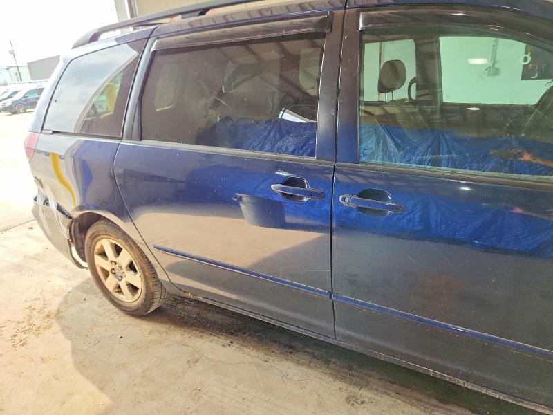 Photo 11 from auction – 2004 TOYOTA SIENNA with VIN 5TDZA23C54S164224