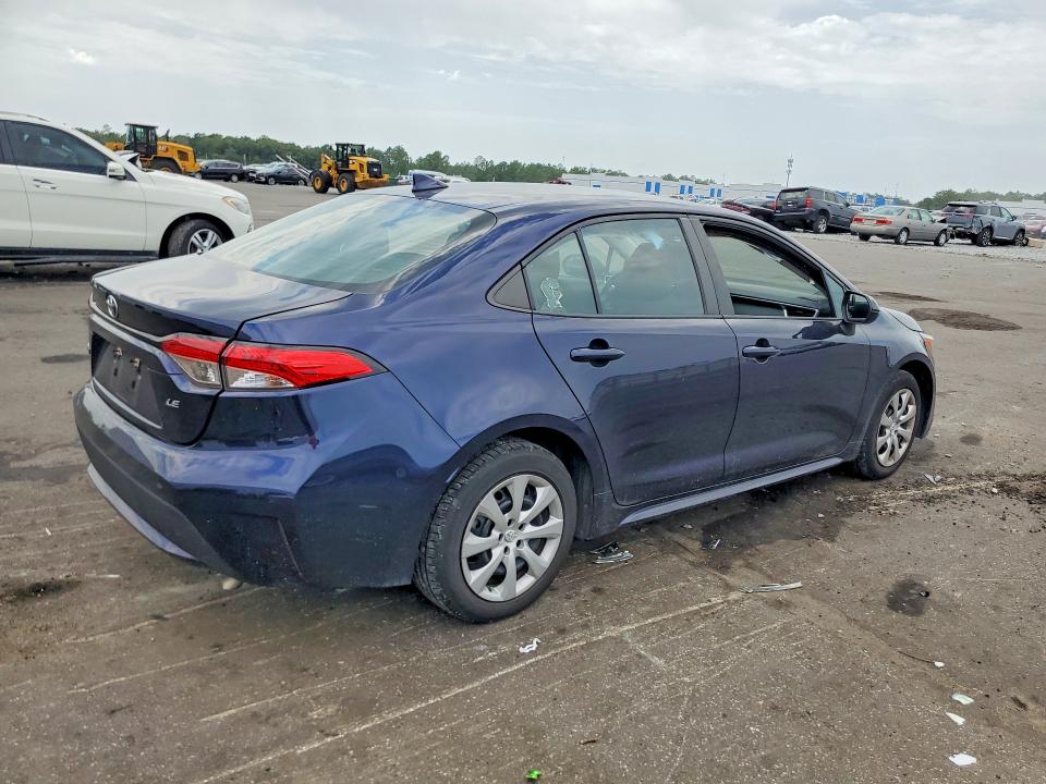 Photo 3 from auction – 2022 TOYOTA COROLLA with VIN 5YFEPMAE2NP337608
