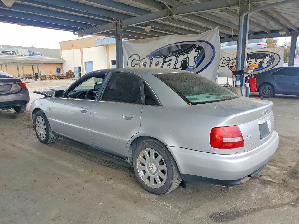 Photo 2 from auction – 2000 AUDI A4 with VIN WAUAH28D8YA098150