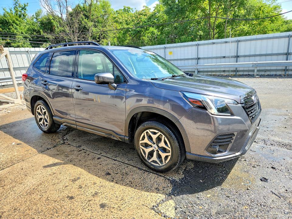 Photo 4 from auction – 2023 SUBARU FORESTER with VIN JF2SKADC9PH514732