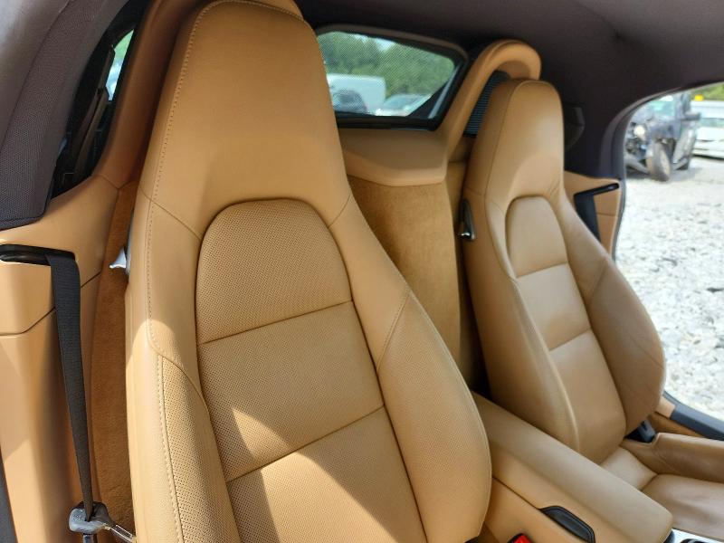 Photo 10 from auction – 2013 PORSCHE BOXSTER with VIN WP0CA2A88DS114235