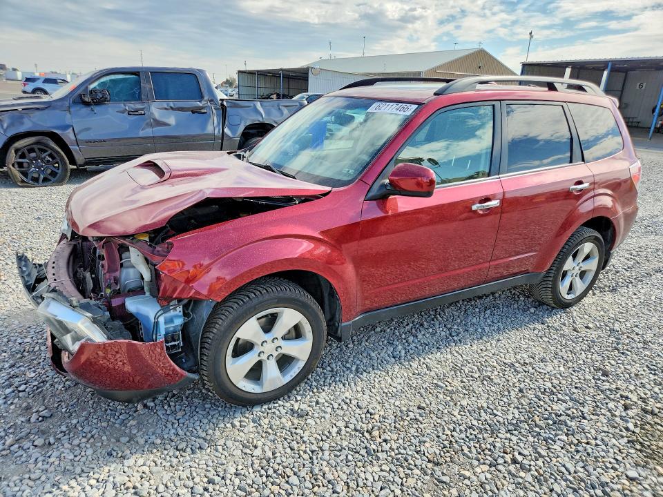 SUBARU FORESTER 2010 with VIN JF2SH6FC5AH797601 - Photo from auction