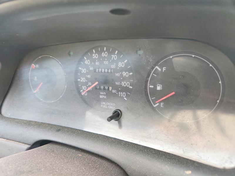 Photo 9 from auction – 1995 TOYOTA COROLLA with VIN JT2AE04B1S0127949