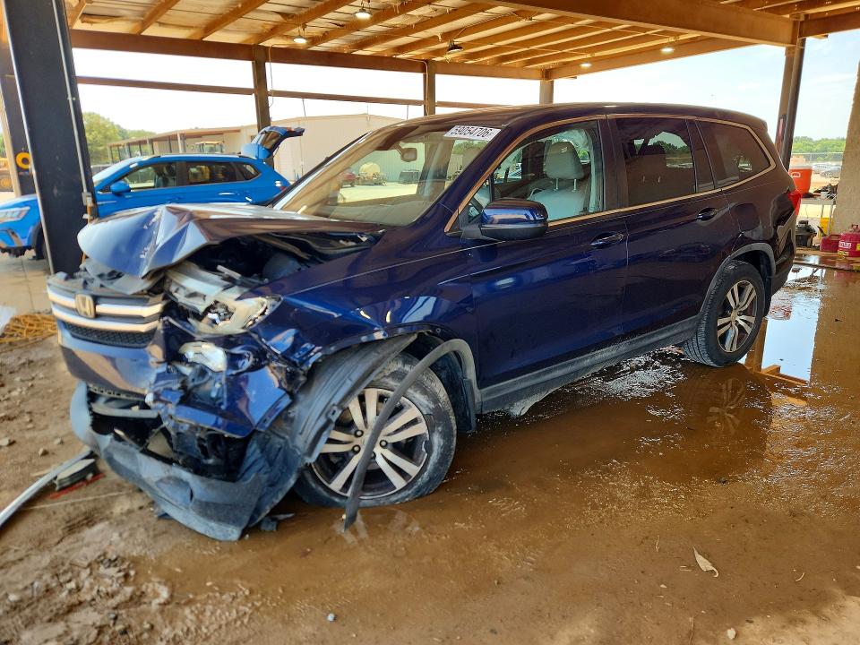 HONDA PILOT 2017 with VIN 5FNYF5H60HB021600 - Photo from auction