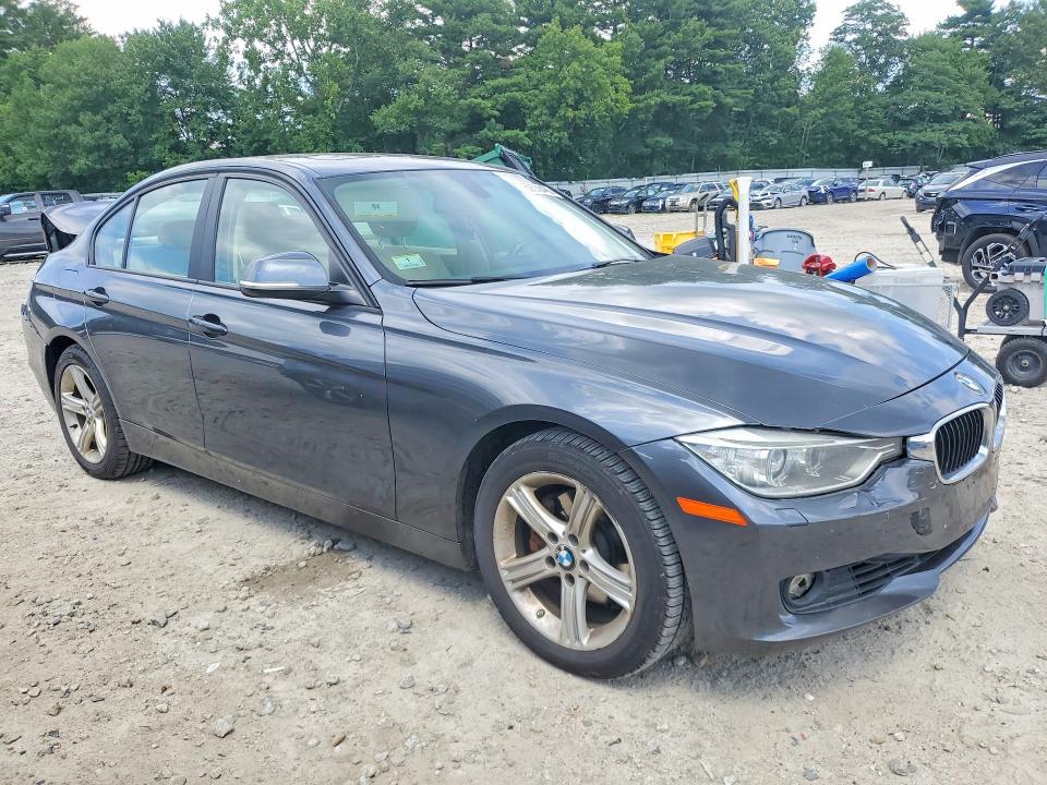 Foto 4 de la subasta – 2013 BMW 328 con VIN WBA3B3C55DF539990