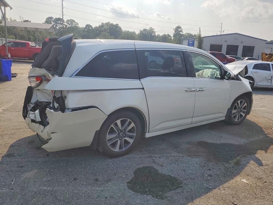 Photo 3 from auction – 2017 HONDA ODYSSEY with VIN 5FNRL5H93HB011537