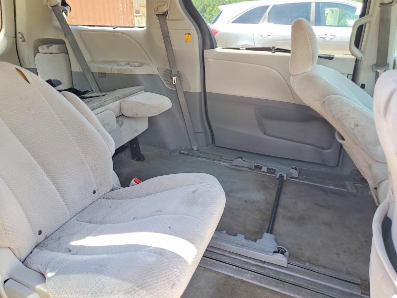 صورة رقم 10 من المزاد - 2011 TOYOTA SIENNA مع VIN 5TDKK3DC3BS139600